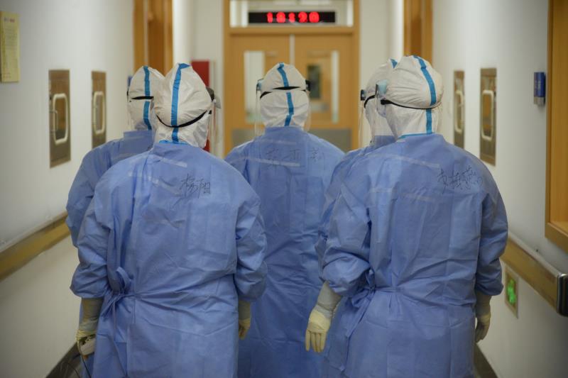 武漢加油！中國加油！生命重于泰山！ 疫情就是命令！防控就是責任！